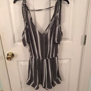American Eagle romper
